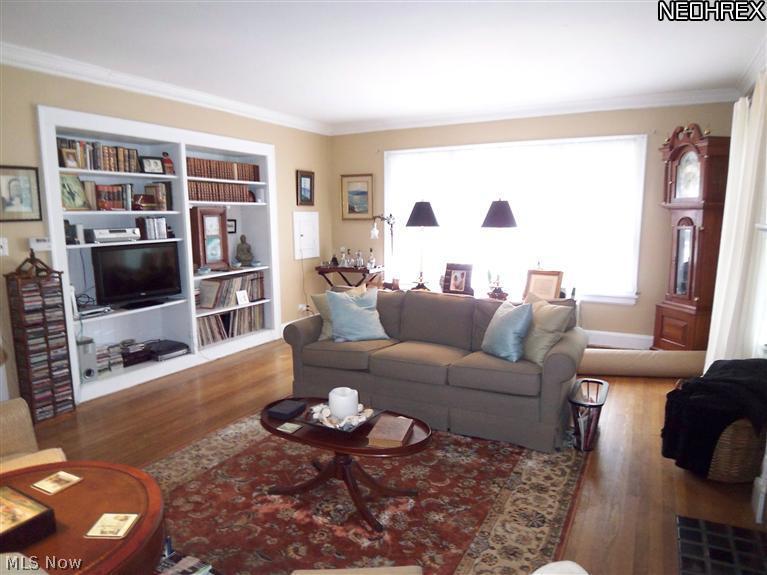 2746 Derbyshire Road Cleveland Heights, OH 44106 - Photo 5 of 24 LIVING ROOM BUILT-INS