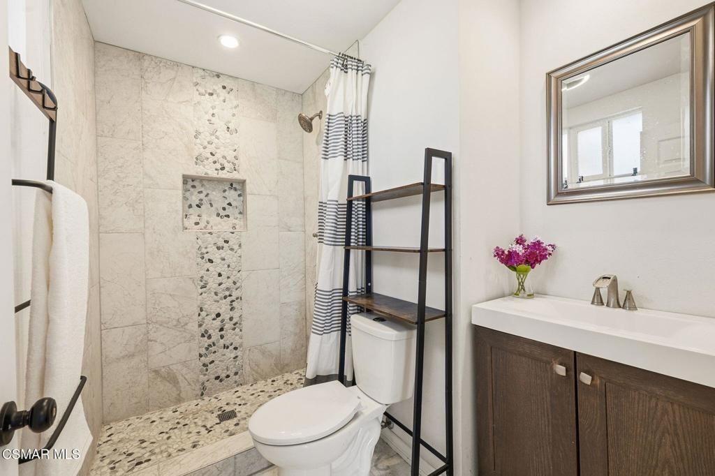 6271 Marsha Avenue Simi Valley, CA 93063 - Photo 19 of 47