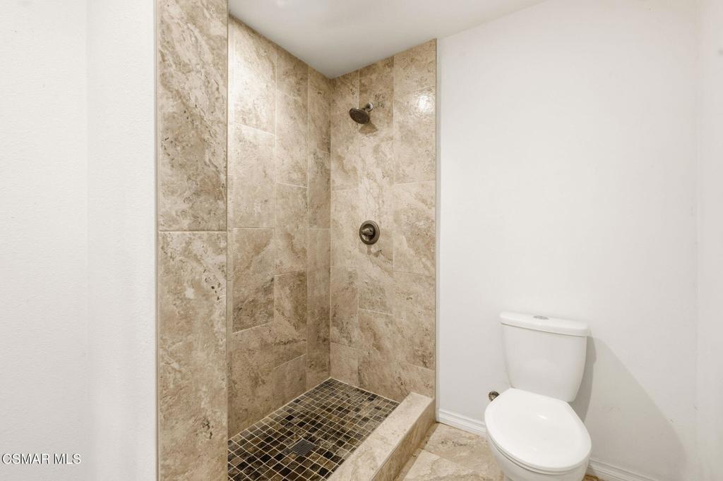 6271 Marsha Avenue Simi Valley, CA 93063 - Photo 25 of 47