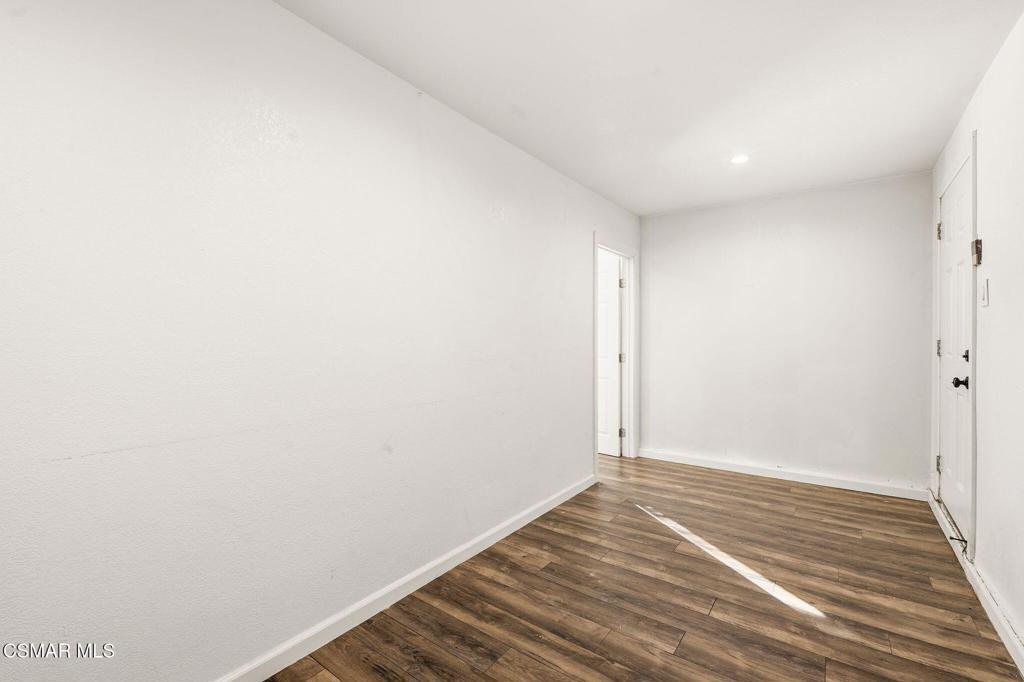 6271 Marsha Avenue Simi Valley, CA 93063 - Photo 28 of 47