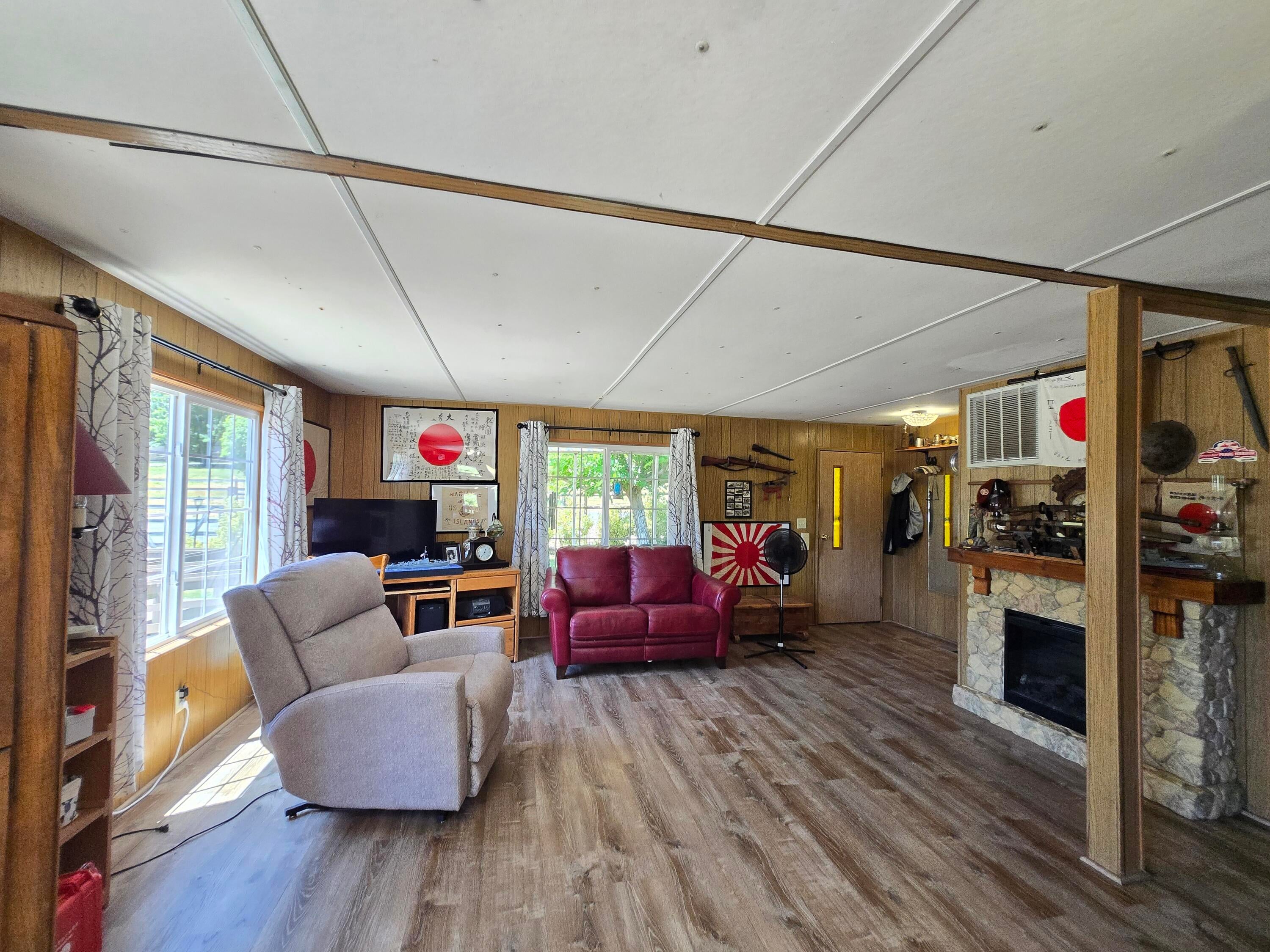 391 Homewood Road Grants Pass, OR 97527 - Photo 12 of 53 12