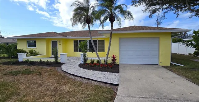 $2,150 | 2608 Oneida Road, Venice, FL 34293
