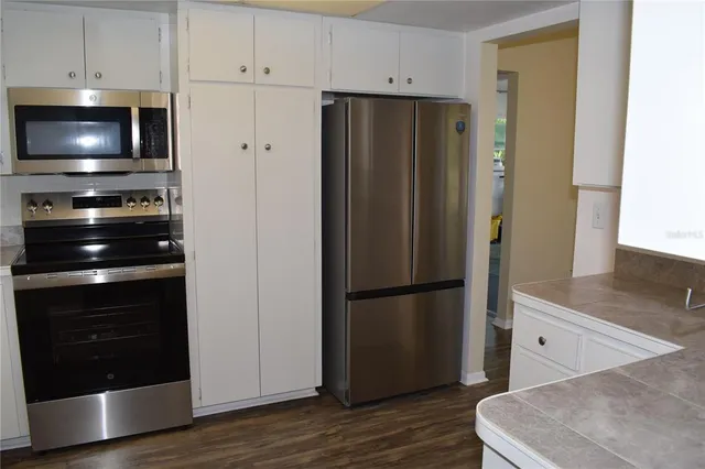 $2,150 | 2608 Oneida Road, Venice, FL 34293