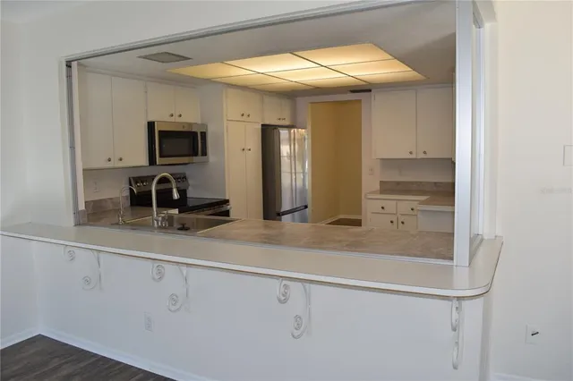 $2,150 | 2608 Oneida Road, Venice, FL 34293