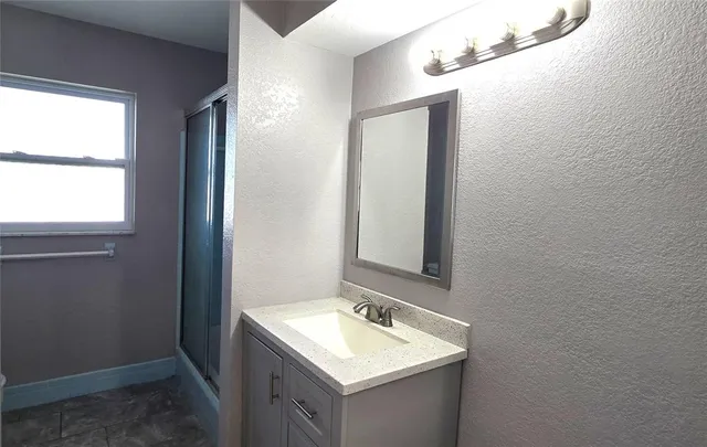 $2,150 | 2608 Oneida Road, Venice, FL 34293