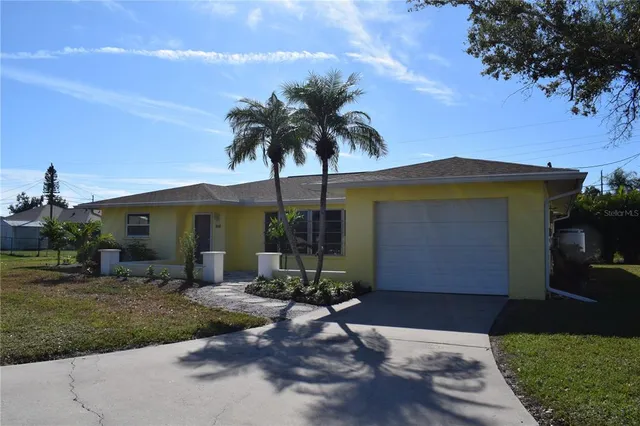 $2,150 | 2608 Oneida Road, Venice, FL 34293