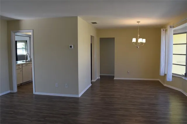 $2,150 | 2608 Oneida Road, Venice, FL 34293