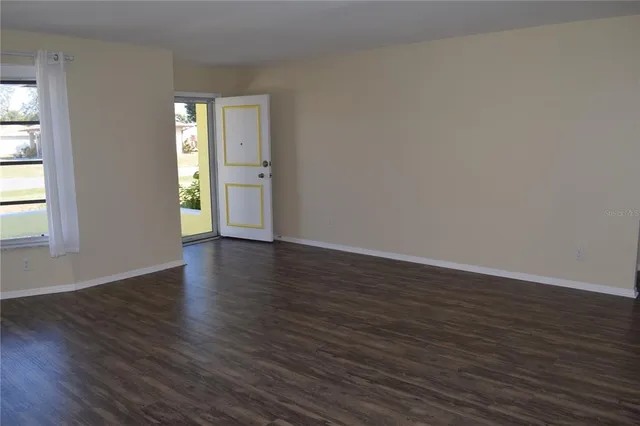 $2,150 | 2608 Oneida Road, Venice, FL 34293