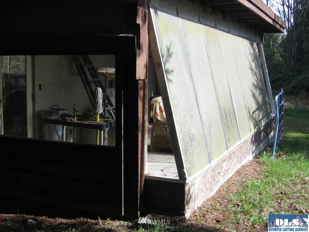 182 Roundtree Road Port Angeles, WA 98362 - Photo 10 of 13 Gallery Image 10