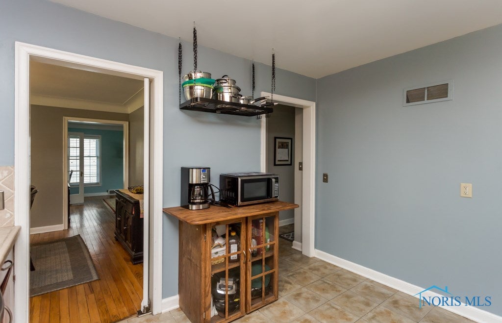3157 Cheltenham Road Toledo, OH 43606 - Photo 18 of 36 Gallery Image 18