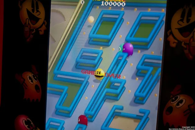 $3,700 | 8410 Oak Fence Street, San Antonio, TX 78251