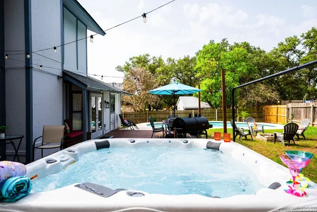 $3,700 | 8410 Oak Fence Street, San Antonio, TX 78251