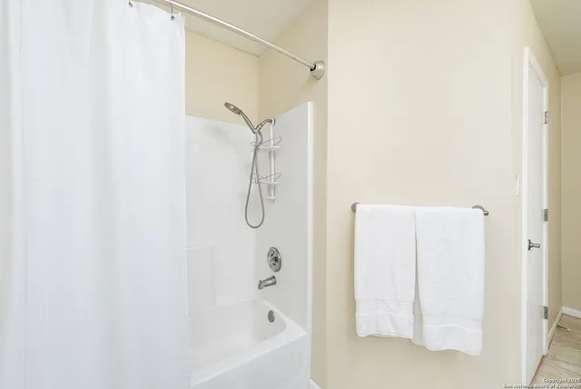 $3,700 | 8410 Oak Fence Street, San Antonio, TX 78251