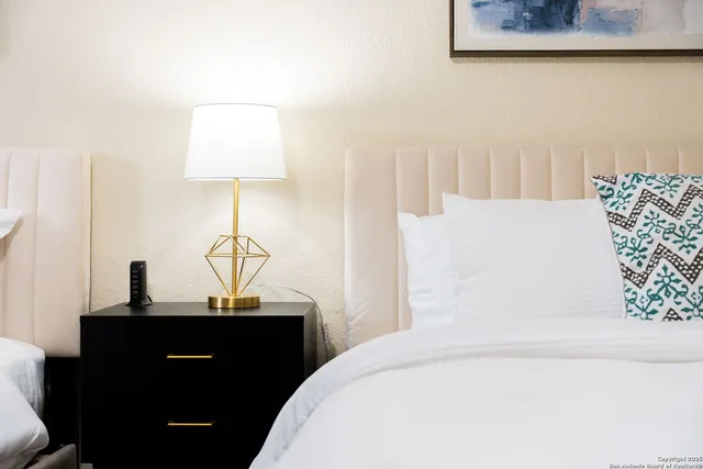 $3,700 | 8410 Oak Fence Street, San Antonio, TX 78251