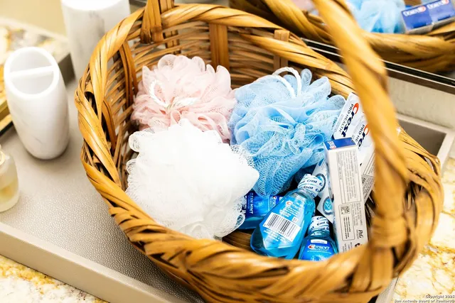 $3,700 | 8410 Oak Fence Street, San Antonio, TX 78251