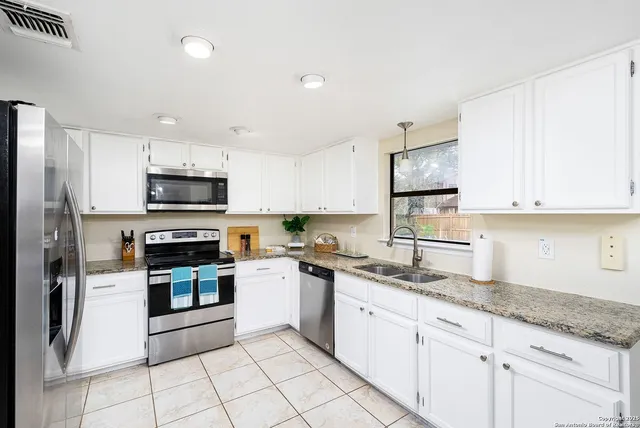 $3,700 | 8410 Oak Fence Street, San Antonio, TX 78251