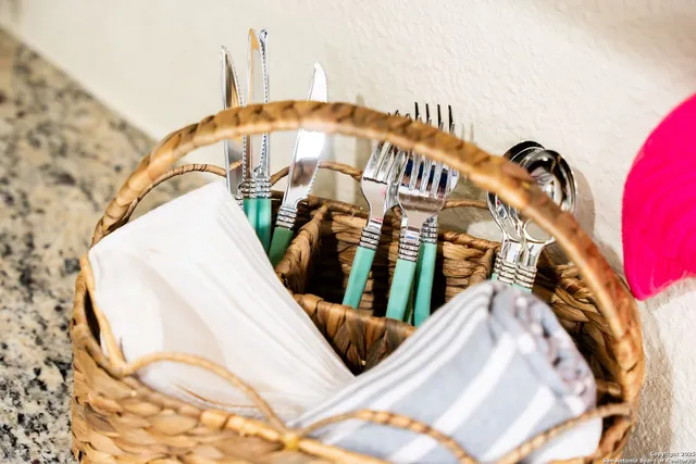 $3,700 | 8410 Oak Fence Street, San Antonio, TX 78251