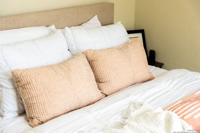 $3,700 | 8410 Oak Fence Street, San Antonio, TX 78251