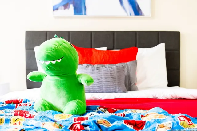 $3,700 | 8410 Oak Fence Street, San Antonio, TX 78251