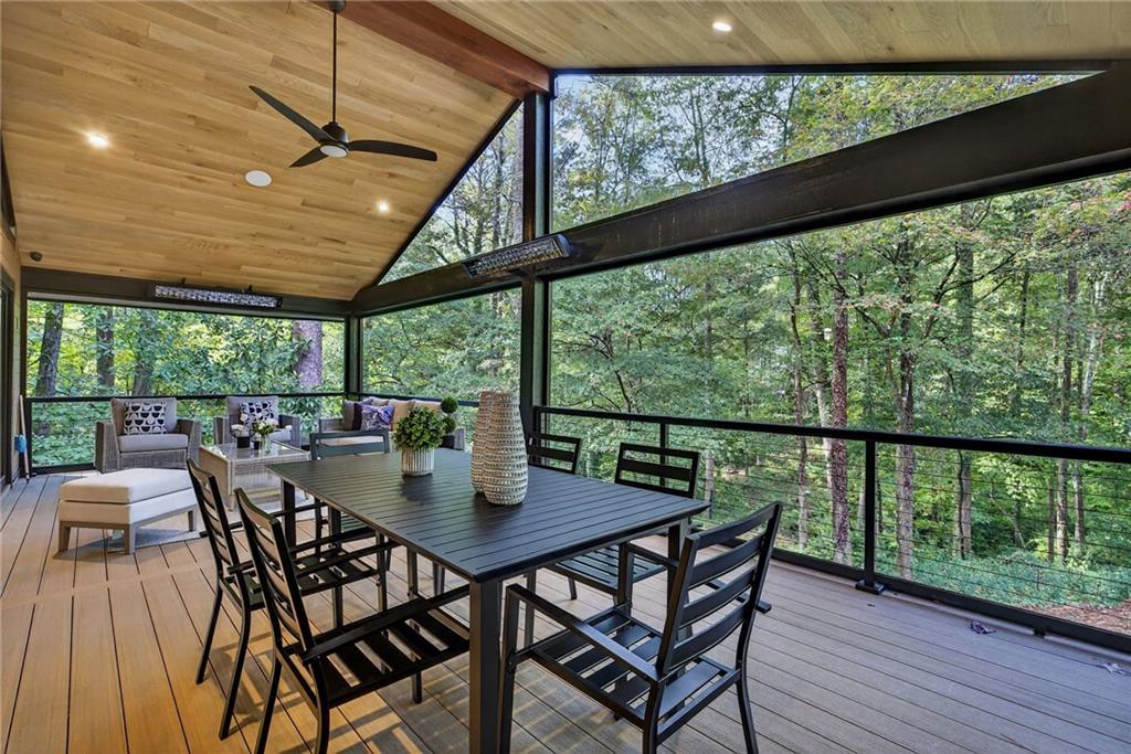 585 Amberidge Trail Northwest Atlanta, GA 30328 - Photo 17 of 85