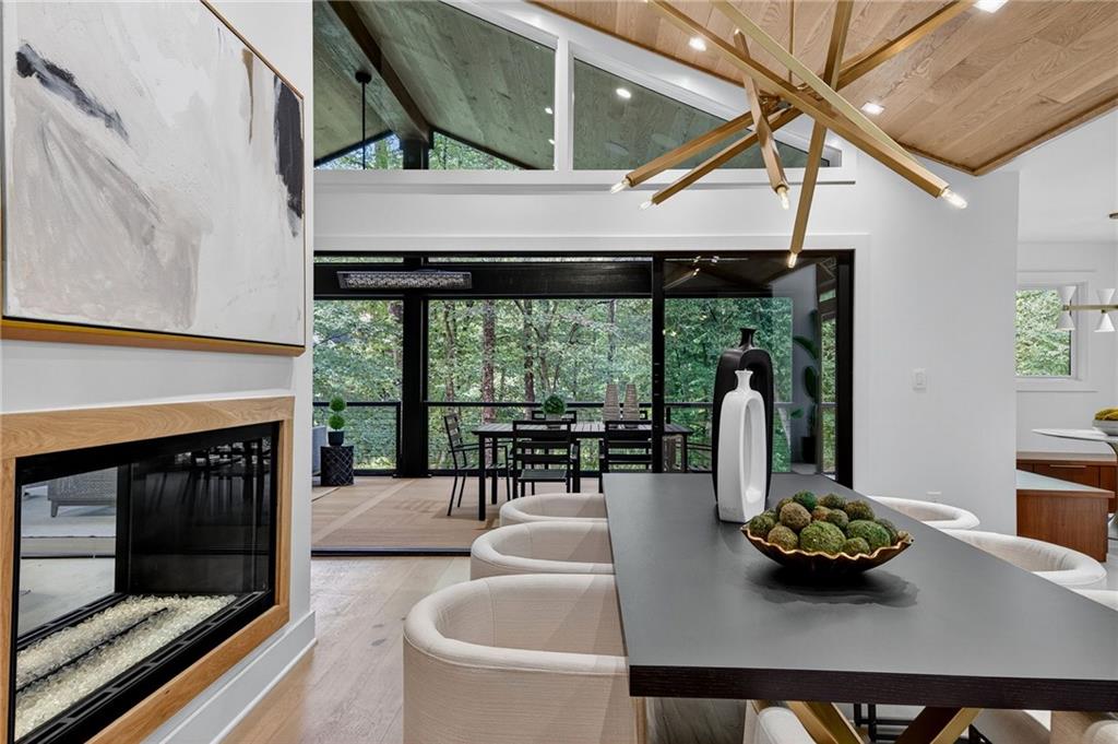 585 Amberidge Trail Northwest Atlanta, GA 30328 - Photo 25 of 103