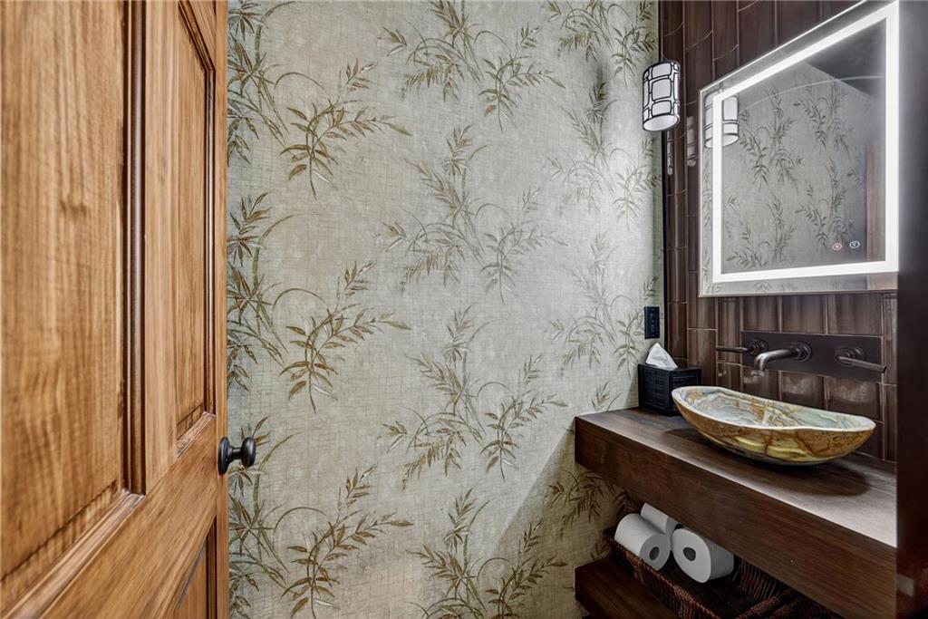 585 Amberidge Trail Northwest Atlanta, GA 30328 - Photo 77 of 103