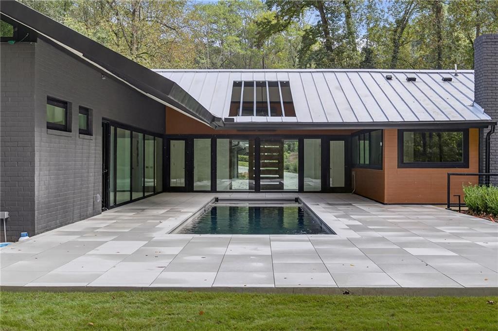 585 Amberidge Trail Northwest Atlanta, GA 30328 - Photo 83 of 103