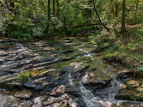 $2,795,000 | 585 Amberidge Trail Northwest, Atlanta, GA 30328