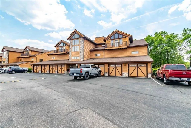 $260,000 | 2015-1 South Czech Avenue, Unit 1201, Arkdale, WI 54613