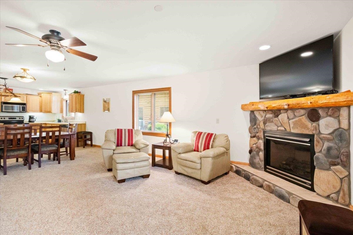 2015-1 South Czech Avenue, Unit 1201 Arkdale, WI 54613 - Photo 7 of 50