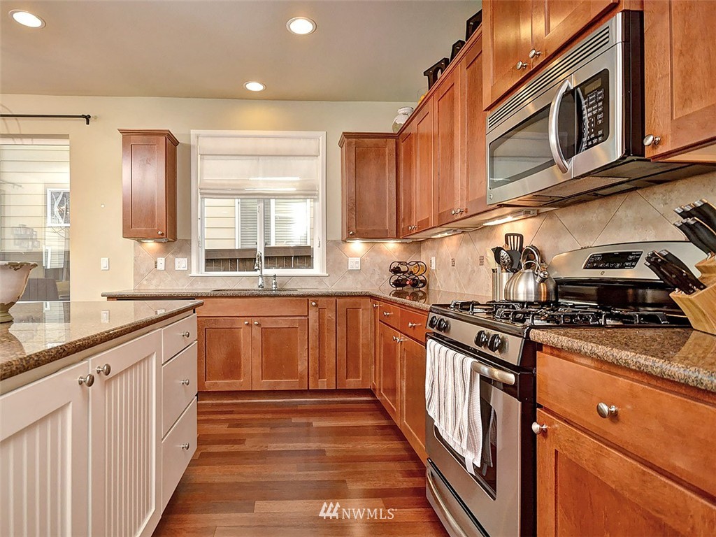3607 183rd Place Southeast Bothell, WA 98012 - Photo 4 of 17