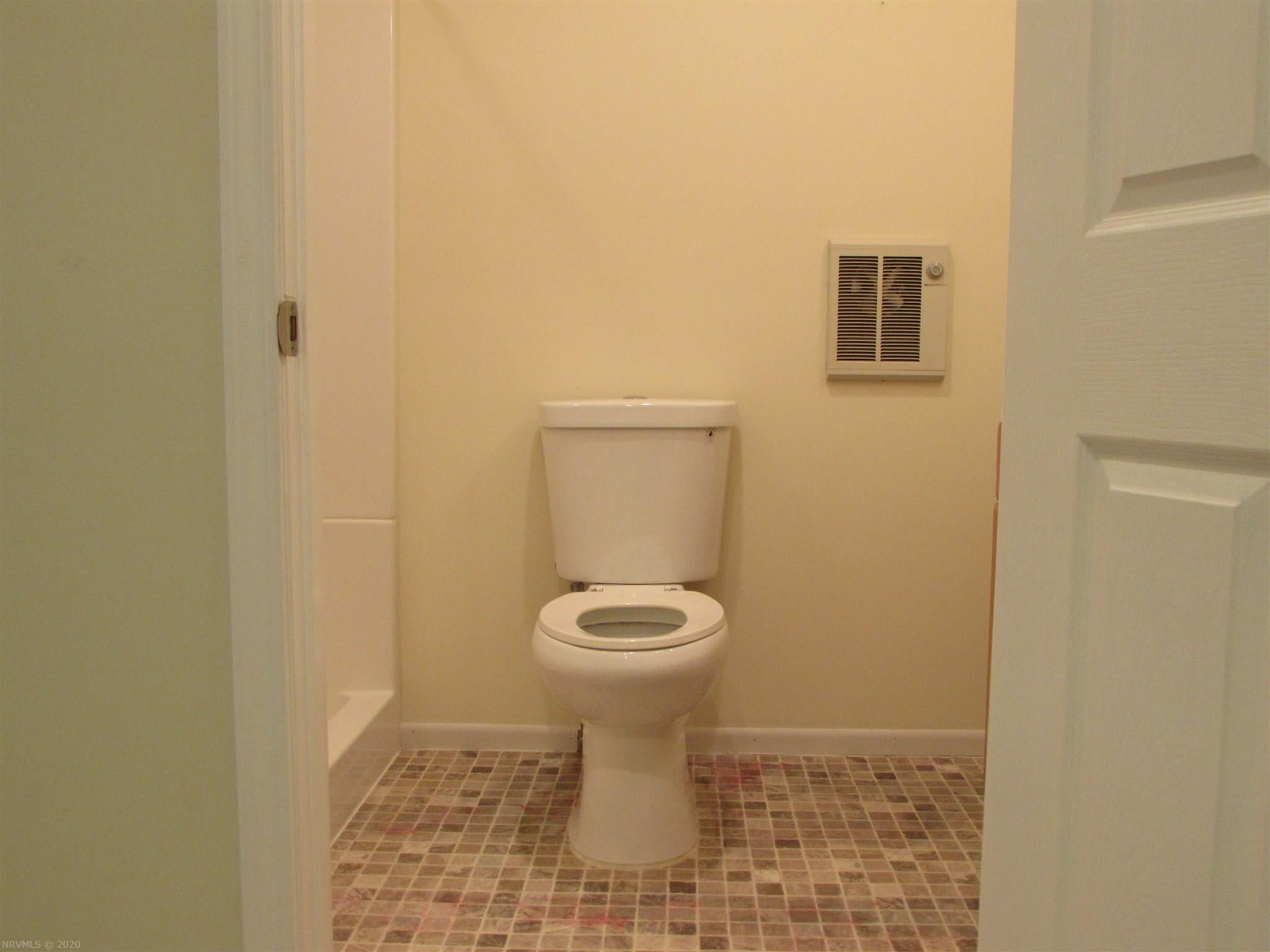 2313 Peppers Ferry Road Pulaski, VA 24301 - Photo 24 of 38 Gallery Image 24