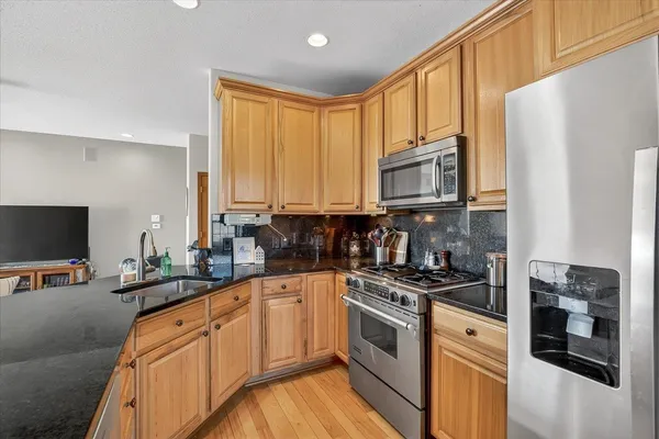 $445,000 | W11558 Island View Court, Lodi, WI 53555