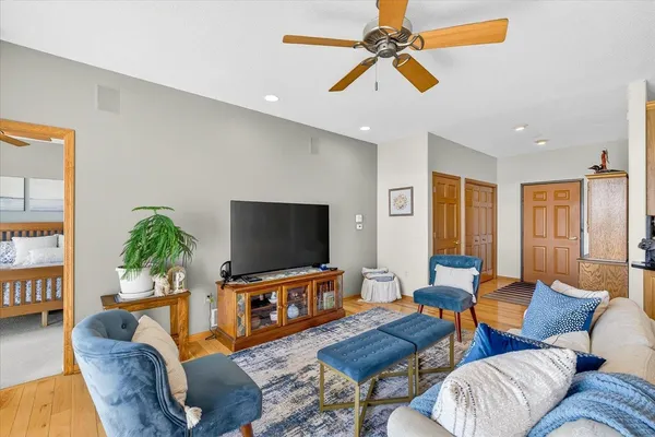 $445,000 | W11558 Island View Court, Lodi, WI 53555