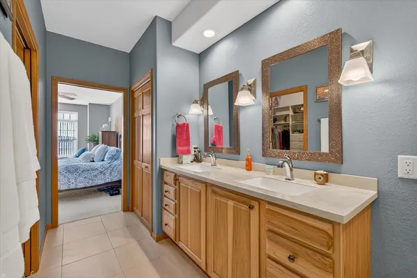 $445,000 | W11558 Island View Court, Lodi, WI 53555