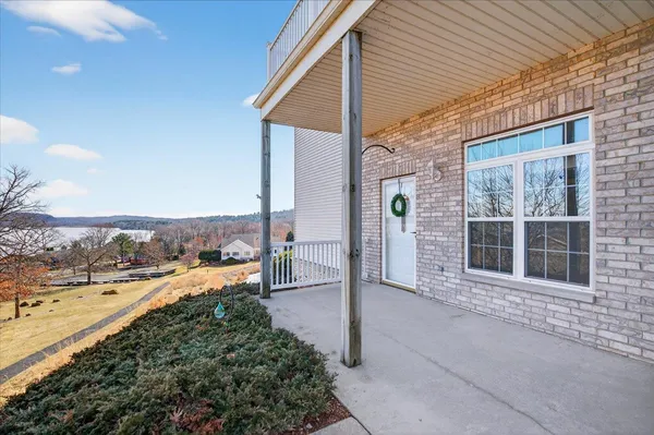 $445,000 | W11558 Island View Court, Lodi, WI 53555