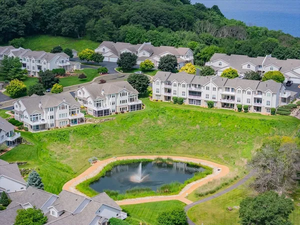 $445,000 | W11558 Island View Court, Lodi, WI 53555