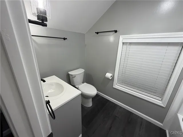 $1,800 | 103-105 Drexler Street, Salina, NY 13088