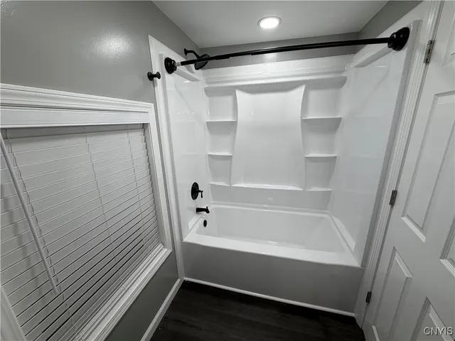 $1,800 | 103-105 Drexler Street, Salina, NY 13088