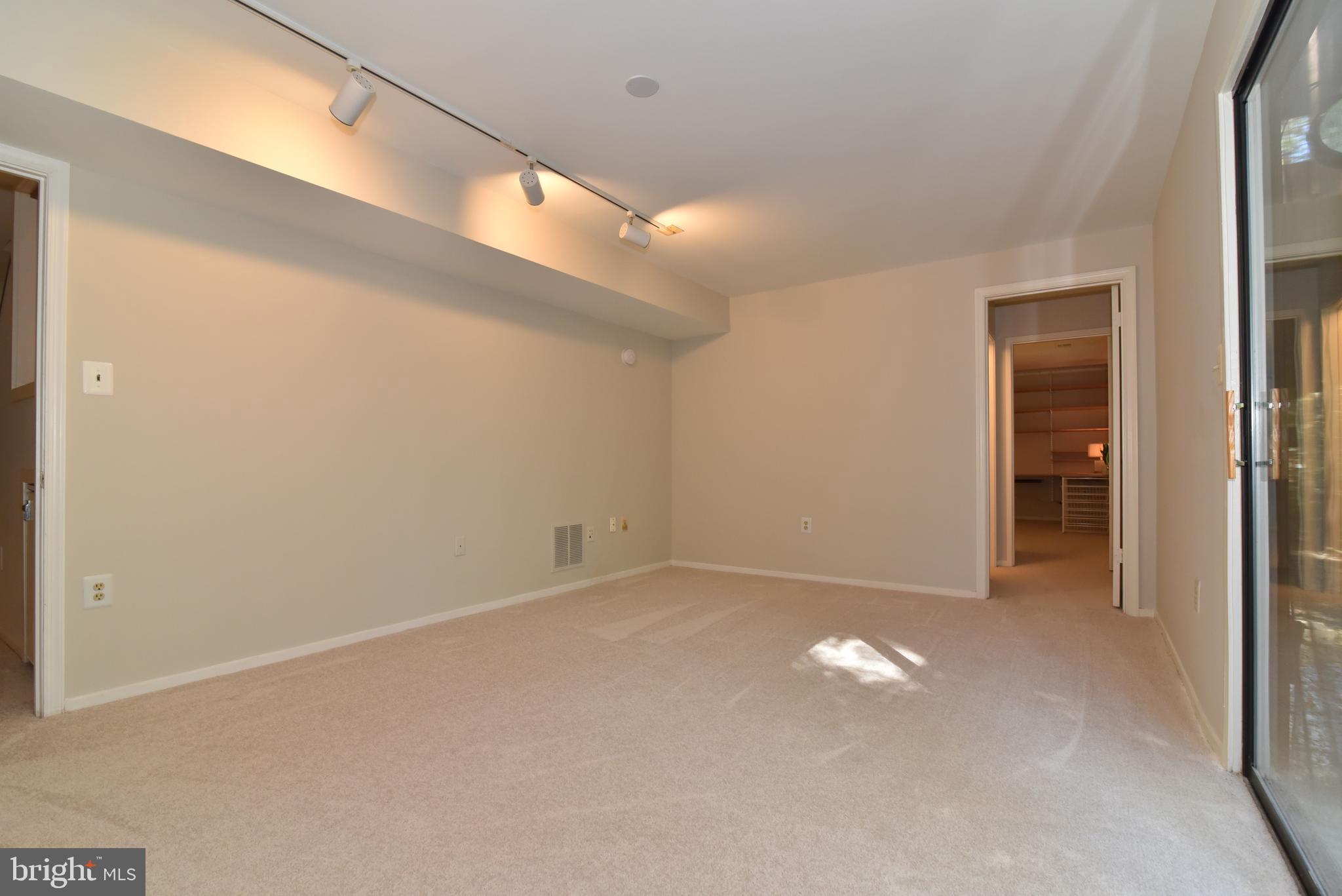 11117 Glade Drive Reston, VA 20191 - Photo 63 of 75 Bonus Room leads to full bath and Bedroom #4.