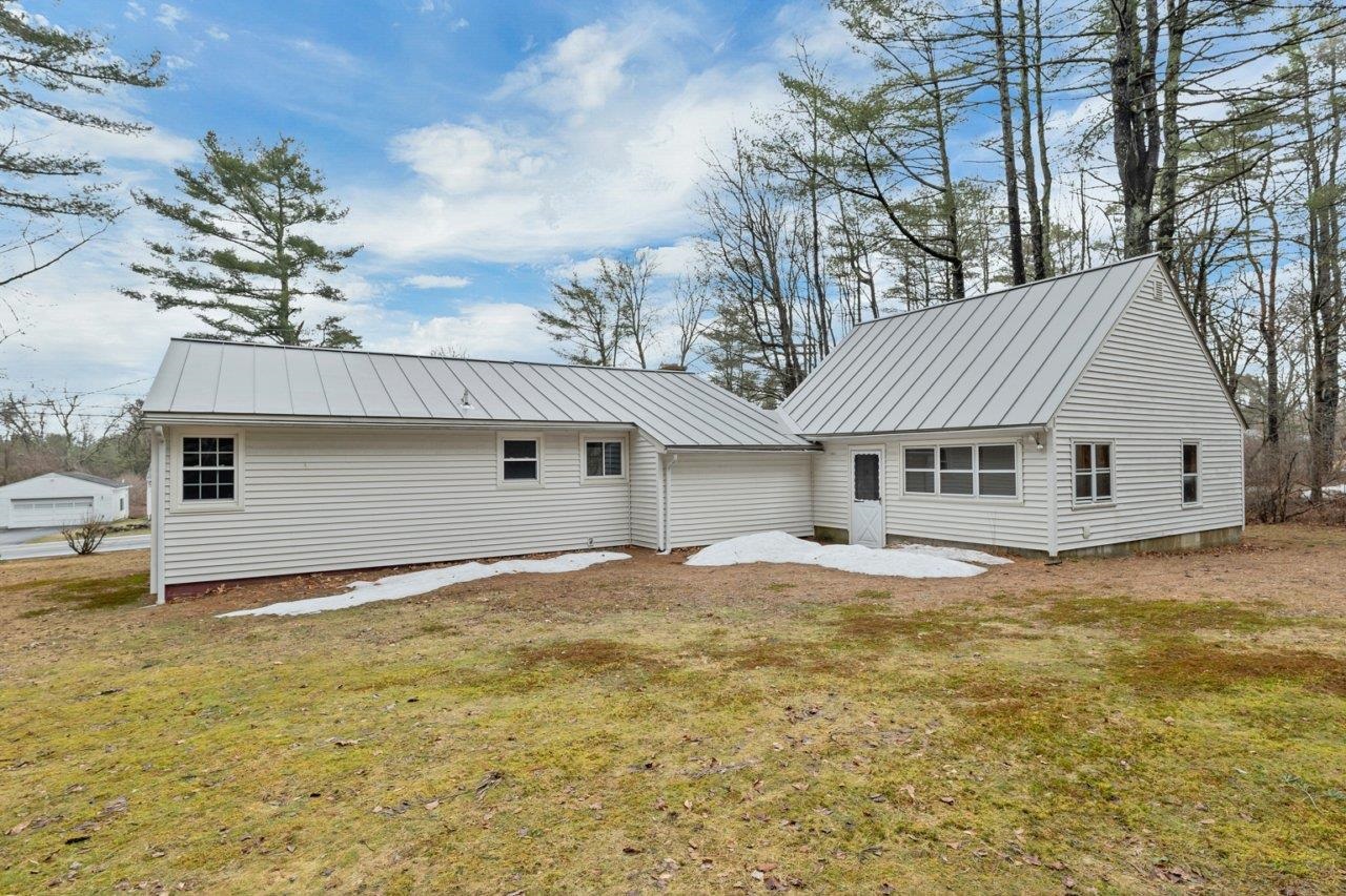62 Highland Mountain Road Northfield, NH 03276 - Photo 5 of 44