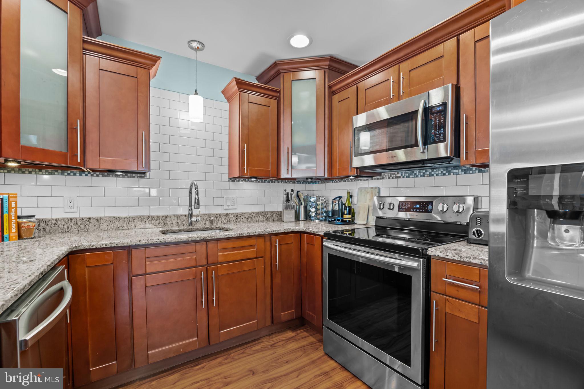 118 Plumtree Road Levittown, PA 19056 - Photo 11 of 39 SS Appliances Granite Counters,
Subway Tile BackSp