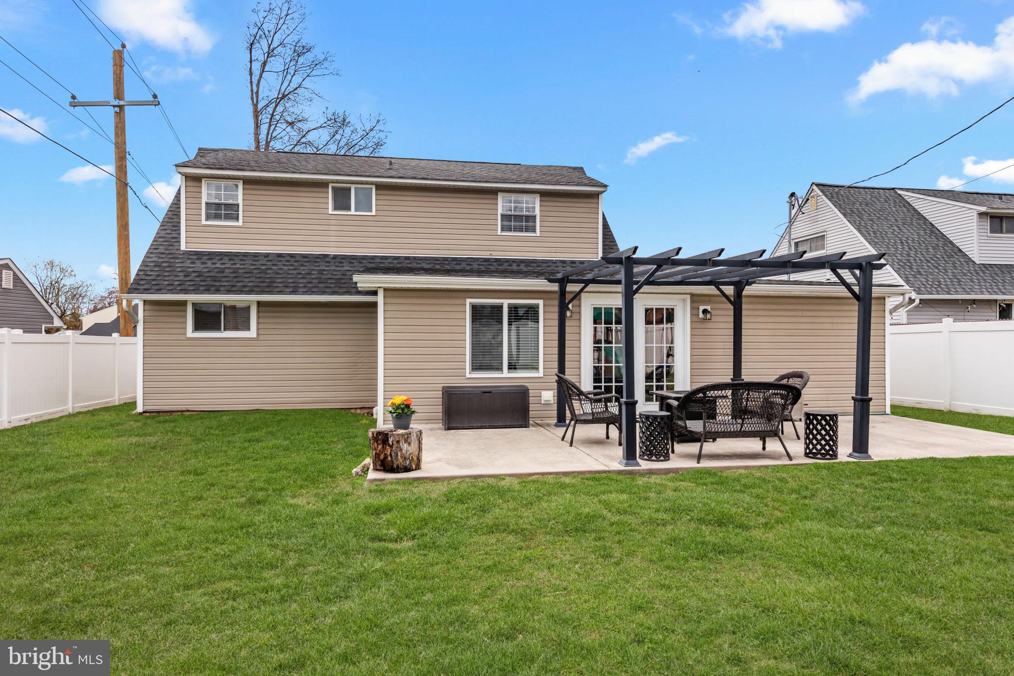 118 Plumtree Road Levittown, PA 19056 - Photo 29 of 39 Back view of the Home