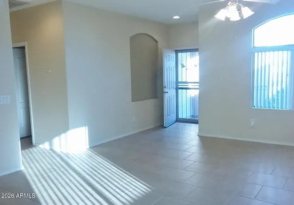 $1,950 | 6597 West Lawrence Lane, Glendale, AZ 85302