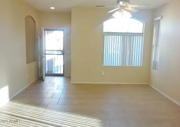 $1,950 | 6597 West Lawrence Lane, Glendale, AZ 85302