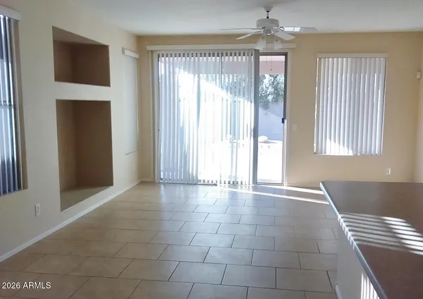 $1,950 | 6597 West Lawrence Lane, Glendale, AZ 85302