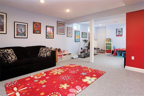 3 Locksley Road Newton, MA 02459 - Photo 6 of 9