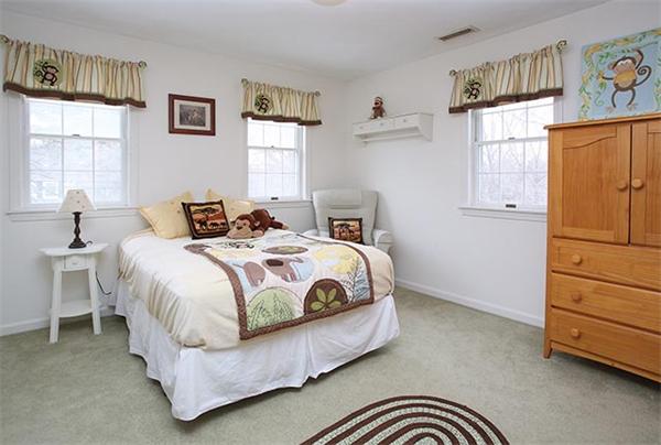 3 Locksley Road Newton, MA 02459 - Photo 9 of 9