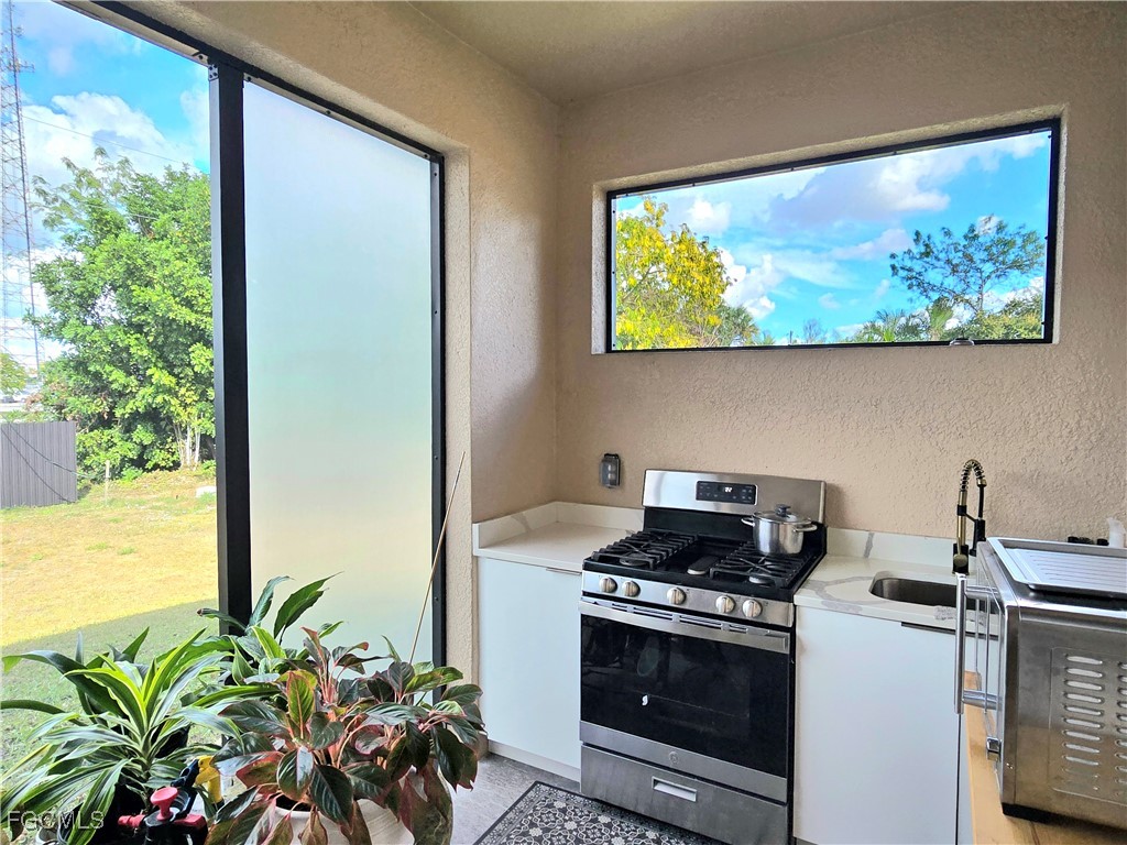 705 Harding Lane Lehigh Acres, FL 33936 - Photo 30 of 38