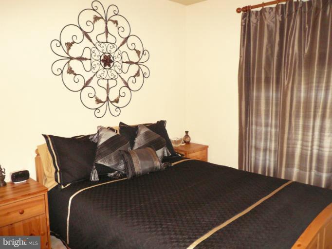 7812 Windy Point Court Springfield, VA 22153 - Photo 15 of 24 Bedroom 5th